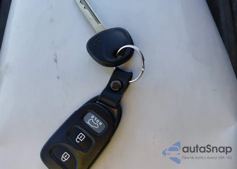 2017 Hyundai Elantra Gt from USA, damaged, VIN KMHD35LH8HU353710